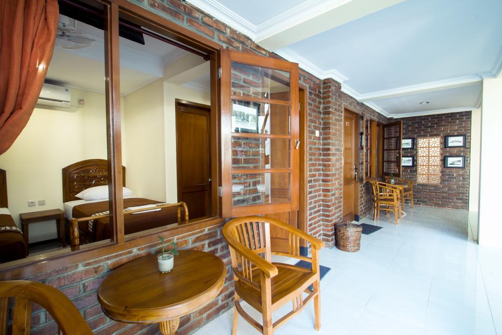 De Hostel ยอกยาการ์ตา ภายนอก รูปภาพ