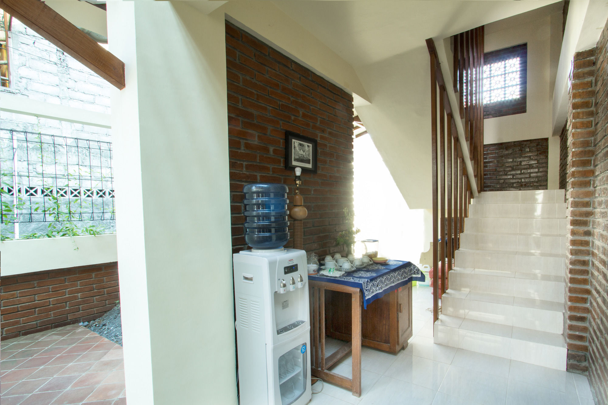 De Hostel ยอกยาการ์ตา ภายนอก รูปภาพ