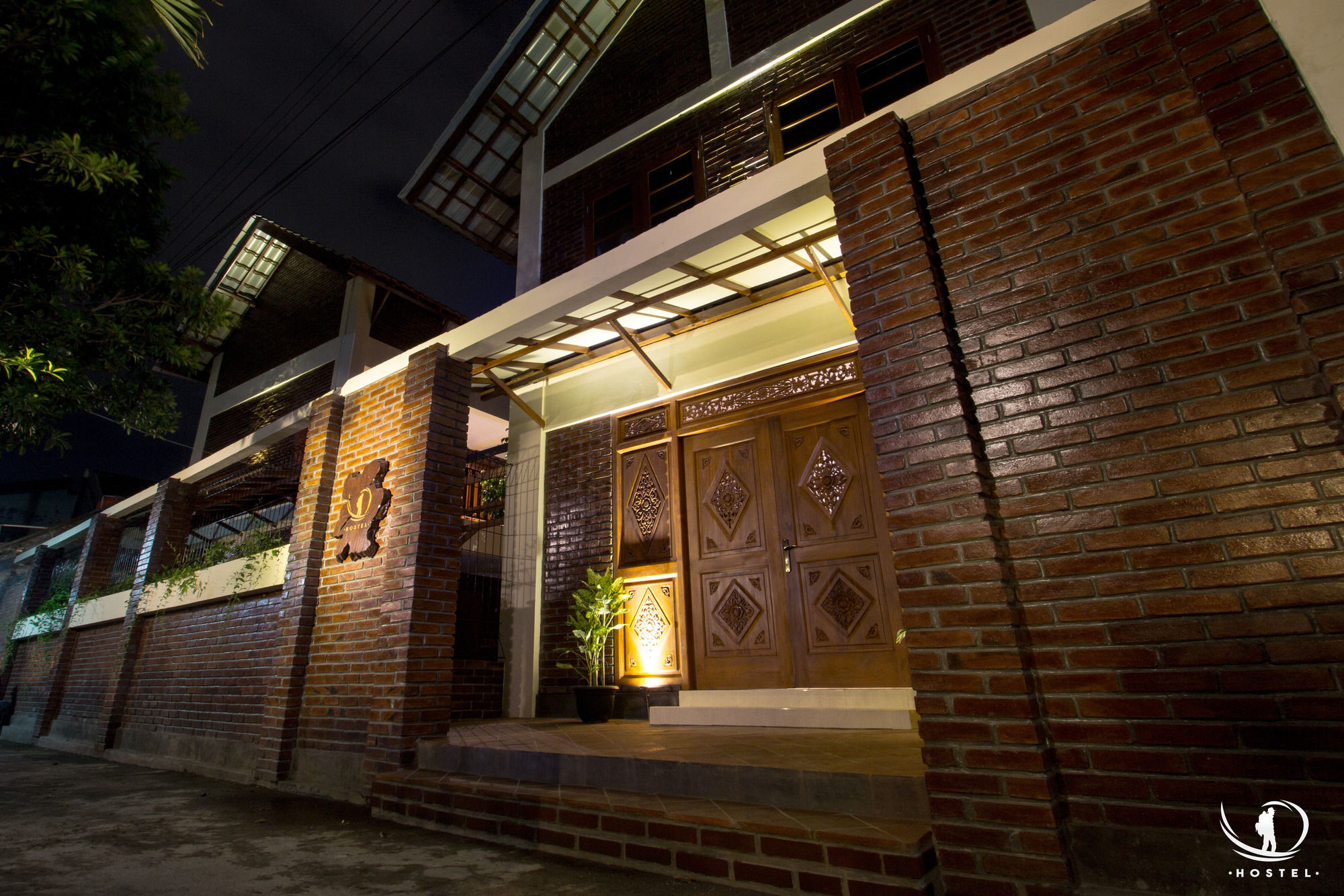 De Hostel ยอกยาการ์ตา ภายนอก รูปภาพ
